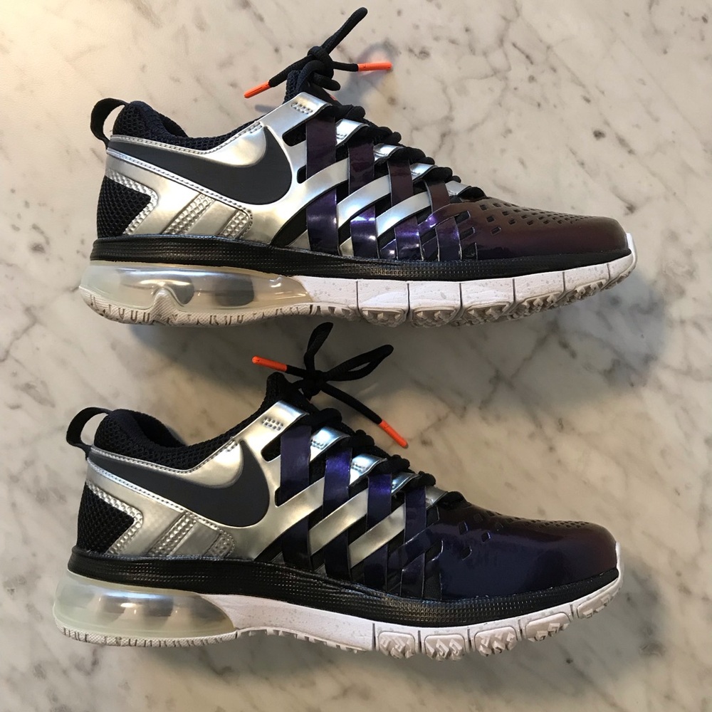 Nike XLIX Super Bowl Fingertrap Shoes